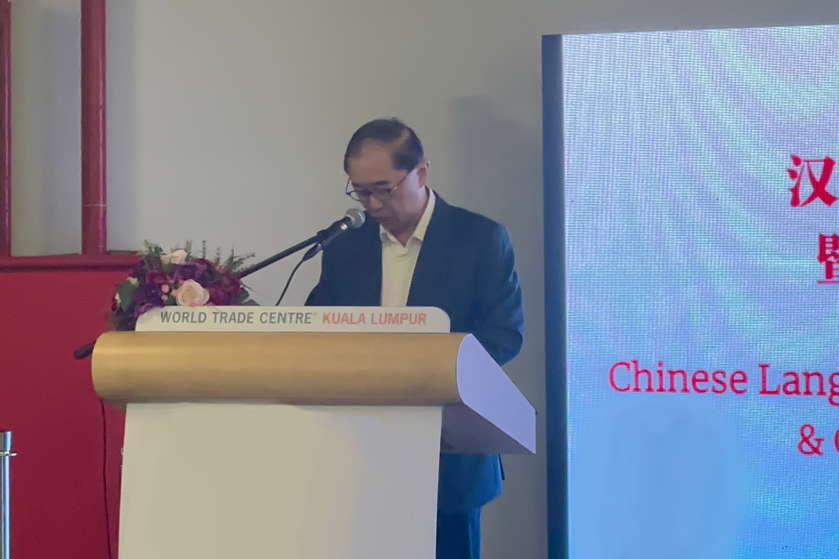 {"data":{"pictureId":"3c5515b60328427eb7e03df341532d2e","appversion":"6.0.0","stickerId":"","filterId":"","infoStickerId":"","activityName":"","os":"android","product":"retouch"},"source_type":"douyin_beauty_me"}